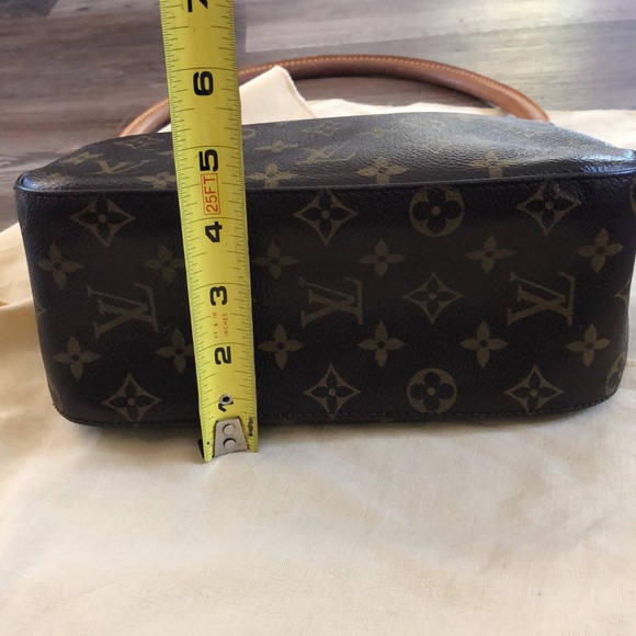 Louis Vuitton monogram looping handbag - Picture 12 of 16